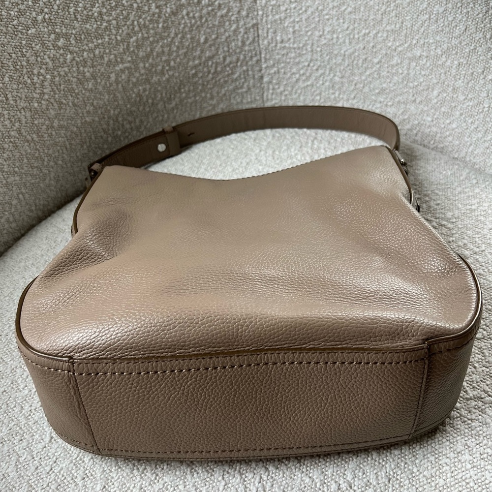 Marc Jacobs The Groove Croc‑Embossed Shoulder Bag, Graige Leather Hobo - Picture 13 of 15